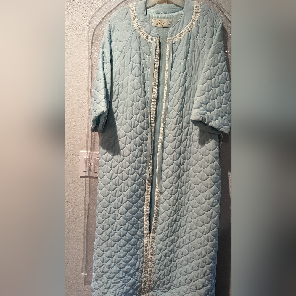 Vintage Barbizon Robe - Picture 4 of 6